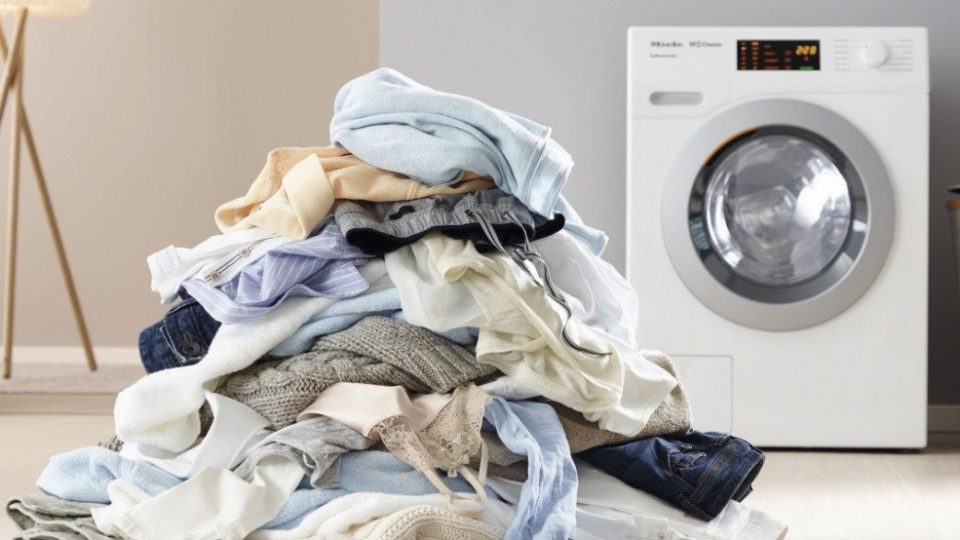 Deja tu lavadora como de fabrica con este sencillo truco! Lo que hubiera ahorrado de saberlo antes!