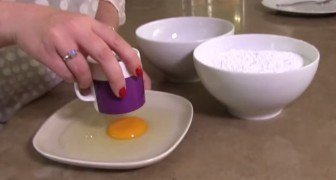 Poner huevo y azucar en polvo en el microondas:  Un truco para probar