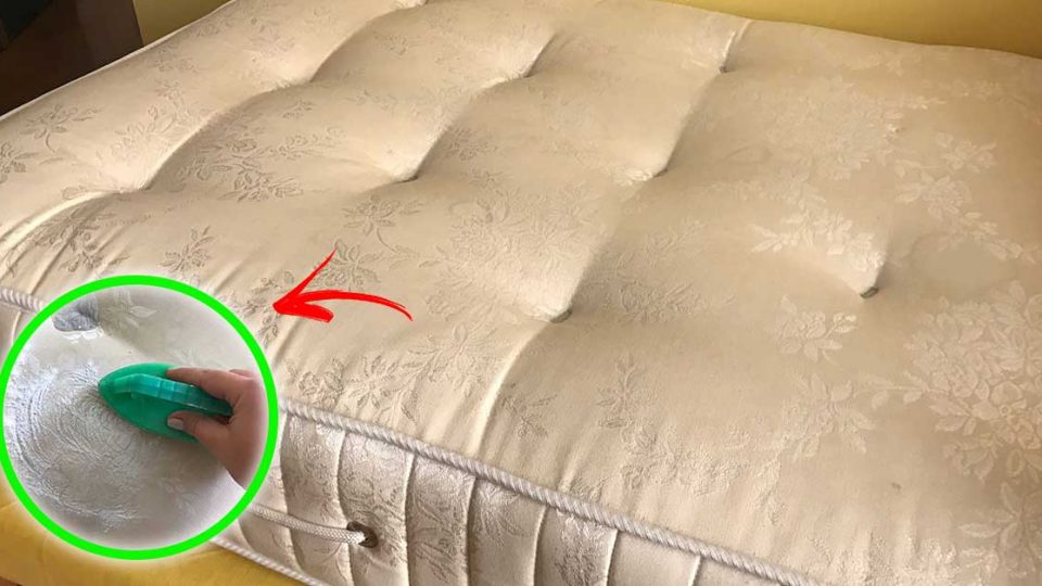 Con bicarbonato de sodio puedes dejar tu colchón como nuevo
