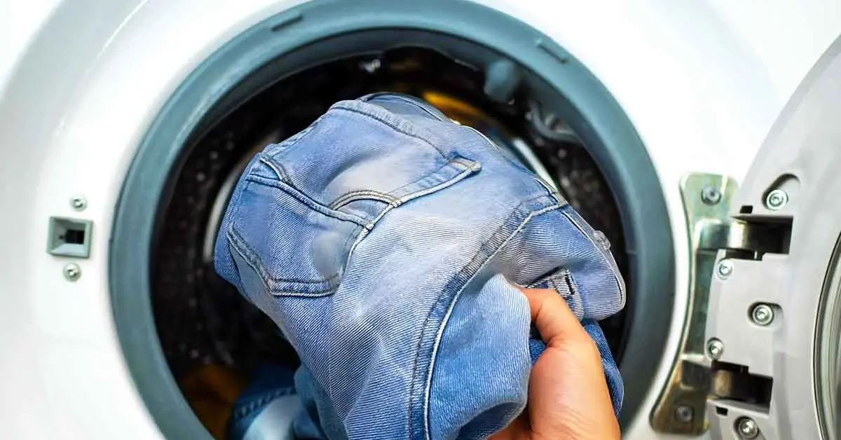 10 errores comunes que cometemos al lavar la ropa y cómo evitarlos