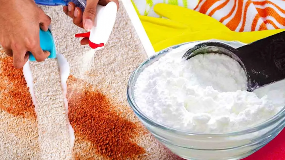 El truco del bicarbonato para lavar en seco y perfumar la alfombra fácil y rápidamente