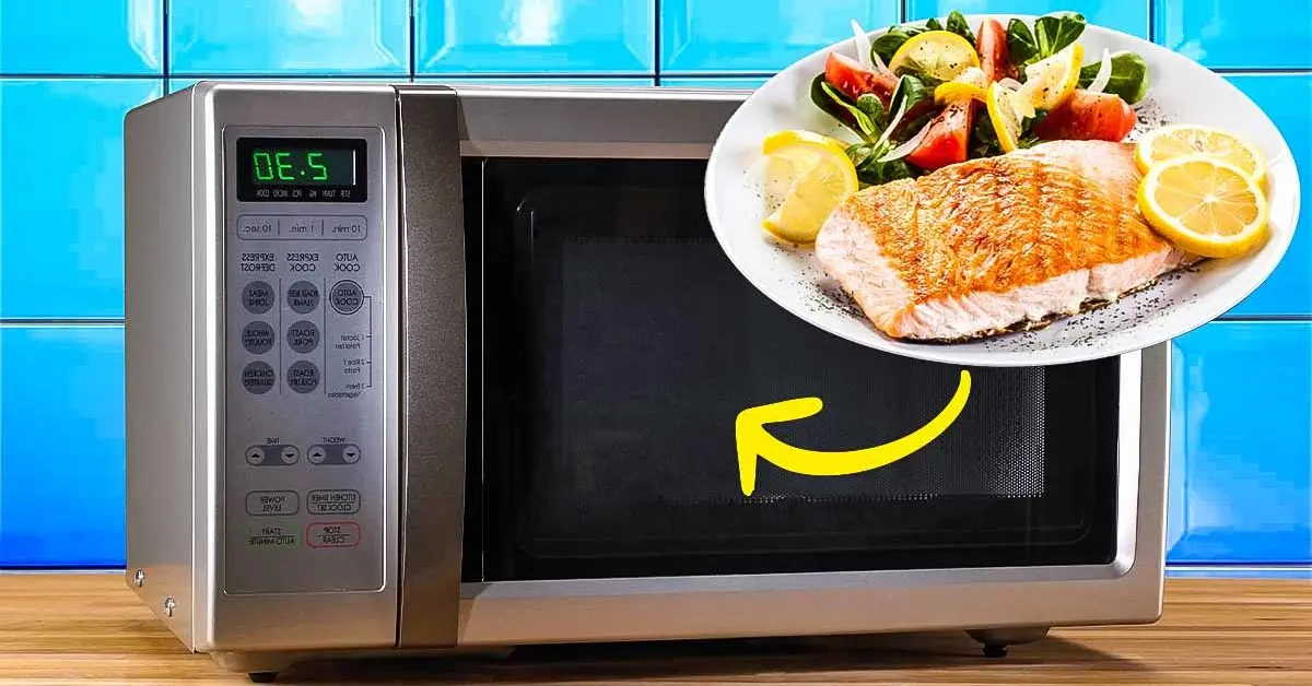 ¿Por qué cocinar pescado en el microondas? El truco de los cocineros experimentados
