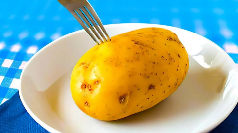 ¿Por qué hay que pinchar las patatas antes de hervirlas? El secreto del chef