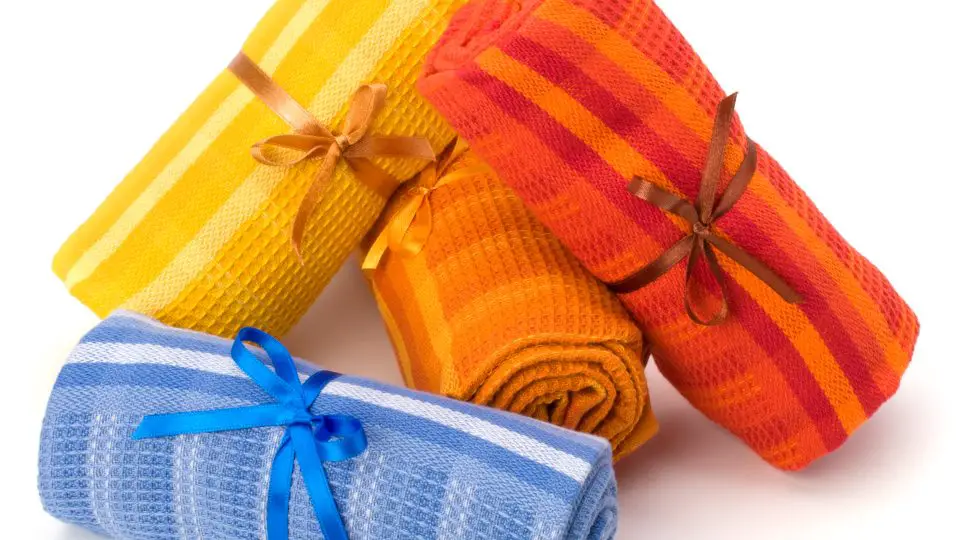 No Deseches tus Toallas Viejas: 4 Ideas Ingeniosas para Reutilizarlas