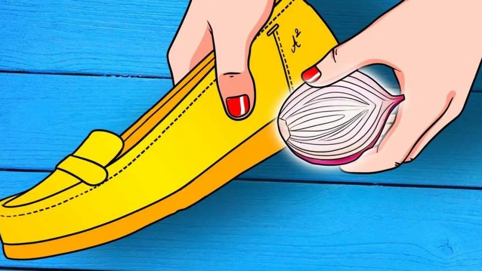 El truco genial para limpiar y sacar brillo a los zapatos de piel: quedarán como nuevos