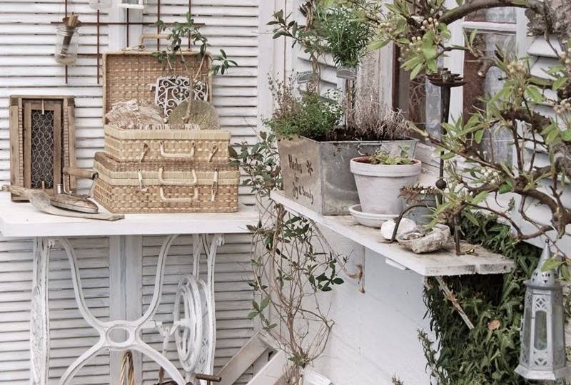 ¿Cómo tener un balcón o jardín de estilo provenzal?