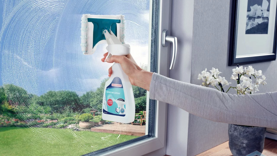 ¡Los mejores métodos caseros para limpiar ventanas y que no queden rayas!