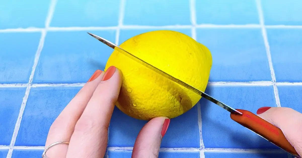 ¿Por qué es absolutamente necesario cortar el limón en diagonal? El truco que lo cambia todo