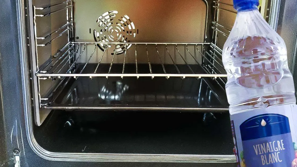 ¿Cómo limpiar un horno de manera fácil y sin químicos?