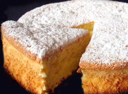 Descubra hoy cómo preparar el pastel más sabroso del mundo con tan solo tres ingredientes.
