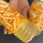 Cáscaras de naranja, sumergirlas en 1 botella de agua: mucho dinero ahorrado