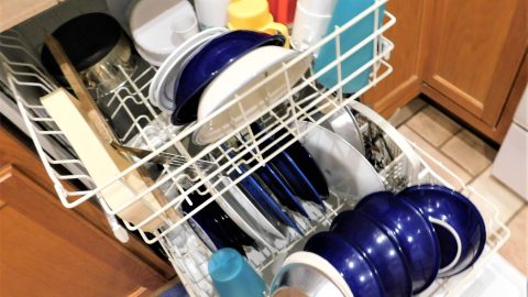 14 errores comunes que pueden arruinar tu lavavajillas y cómo evitarlos