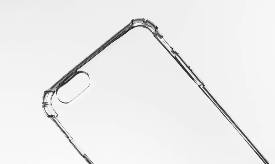Cómo limpiar una funda amarilla y devolverle su color original