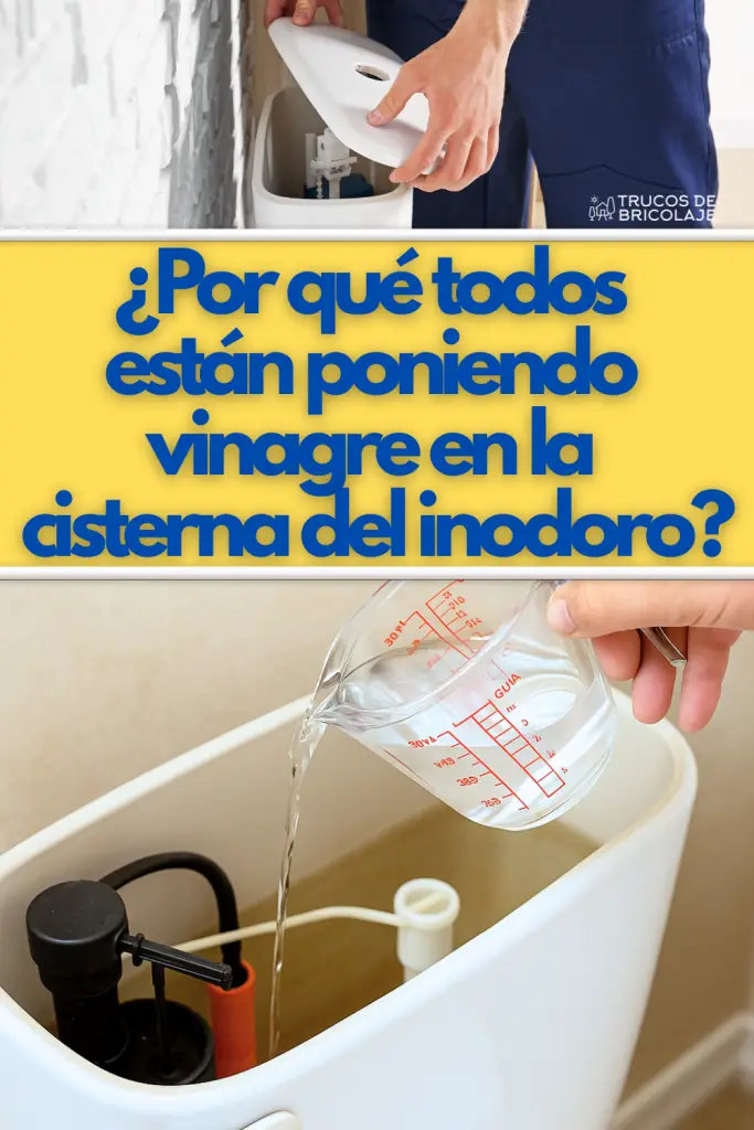 Vertiendo vinagre en la cisterna del inodoro con vaso medidor para un truco de limpieza natural mensual.