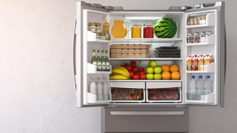 Este es el lugar correcto para cada alimento en tu refrigerador